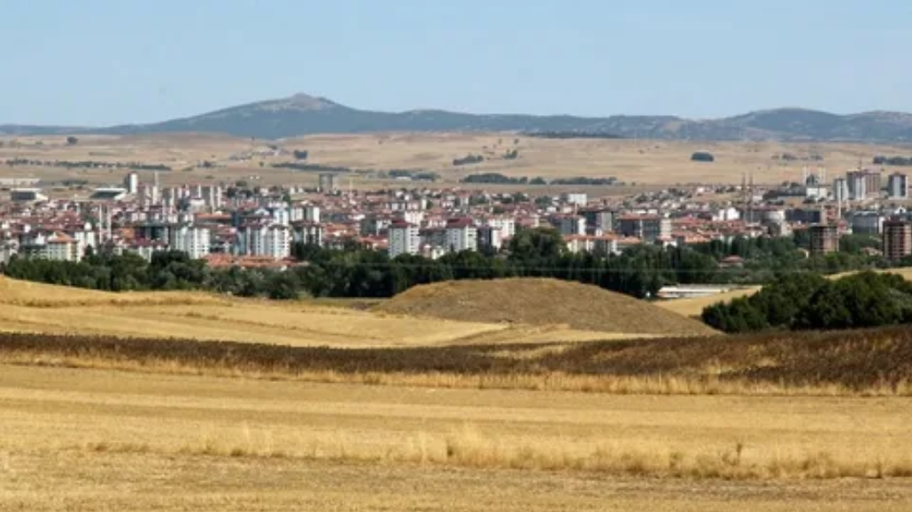 YOZGAT SORGUN TUZLACIK KÖYÜNDE 452 M² EV VE AVLUSU SATILIKTIR - YOZGAT SORGUN fotoğraf 10